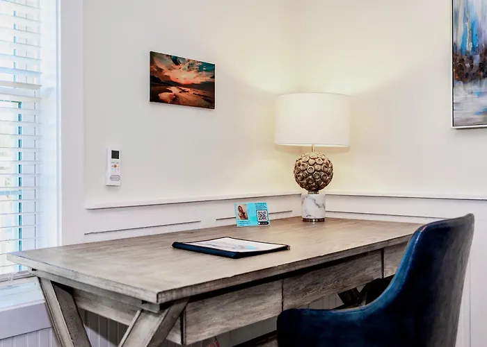 103 Queen Ada & Pet Friendly Suite, 1St Floor Sundown